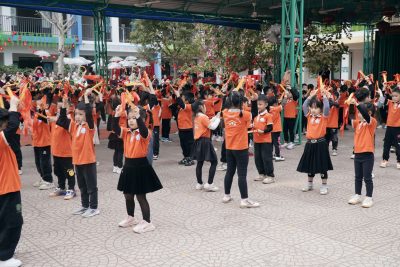 các hoạt động sôi nổi ngoài trời